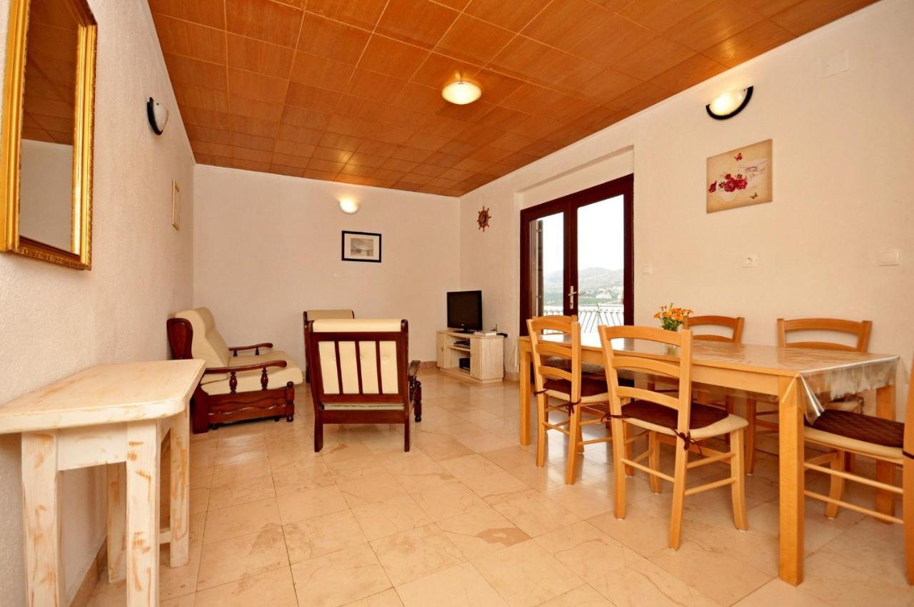 Apartment Jakov Donji Okrug  Esterno foto